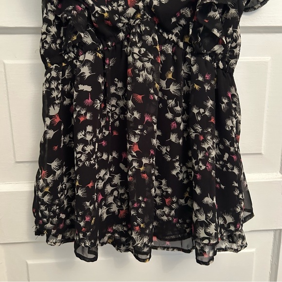 Black H&M Frilly Short Sleeve Blouse US6 S Party Club Feminine - Picture 7 of 12